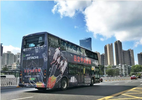 天哪!坐著幾百萬的車逛深圳，想都不敢想!