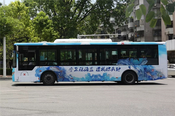 公益公交廣告如何既好看又有價值，珠海公交車廣告為你打個樣!