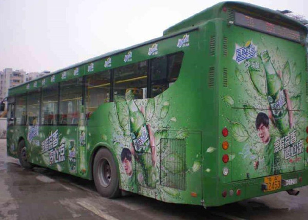 戶外廣告投放，公交車廣告依舊倍受關(guān)注