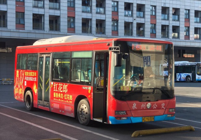 泉州公交巴士外車身廣告優(yōu)勢線路推薦，泉州公交車身廣告價格收費