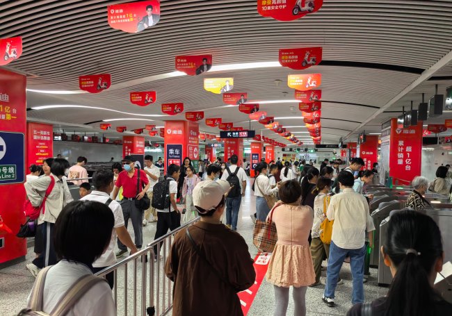 福州南門兜地鐵1號線站廳包柱廣告投放，福州地鐵廣告價格